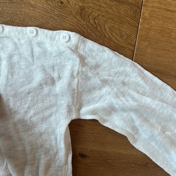 NWT Micheal Stars White Button Sweater size small - Picture 5 of 5